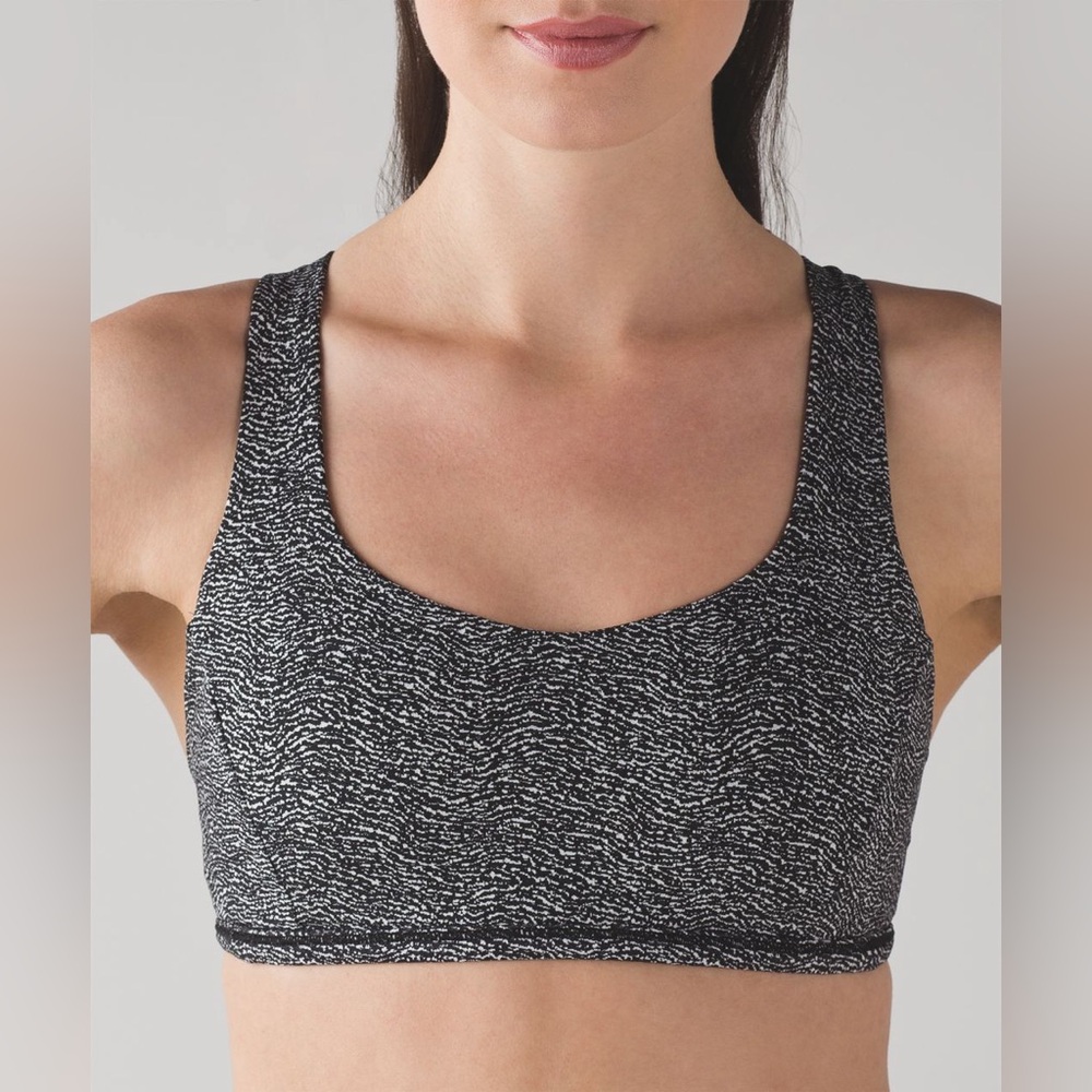 Lululemon Free To Be Tranquil Bra